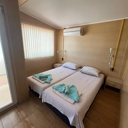 בית הארחה Globus