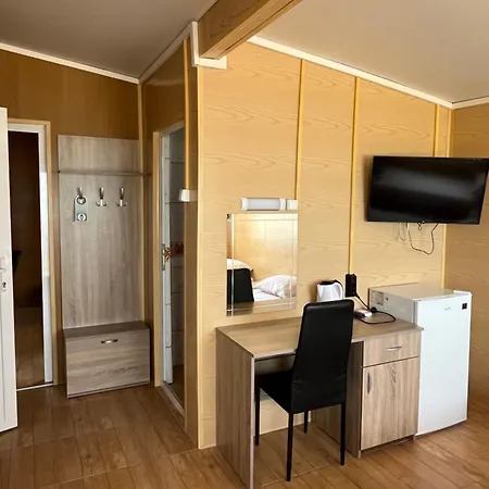 Globus 2* גולדן סנדס